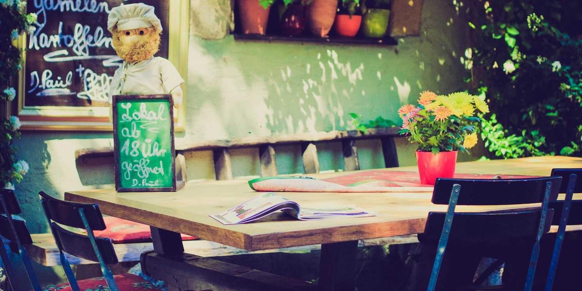 Electrical power distribution panel and commercial switchgear